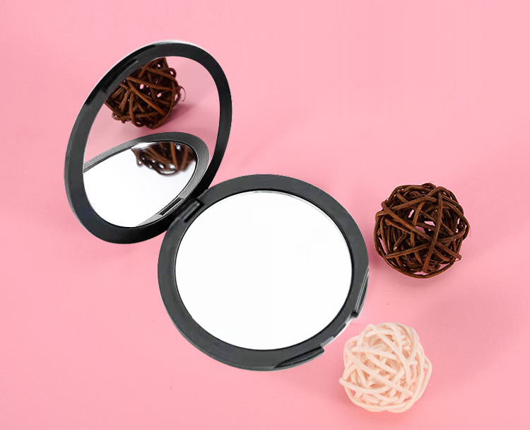 Doubie-sided folding cosmetic mirror